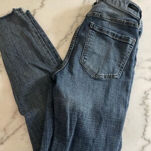 Liverpool Women's Classic Blue Straight Leg Jeans size 24 EUC buttonfly high-rod